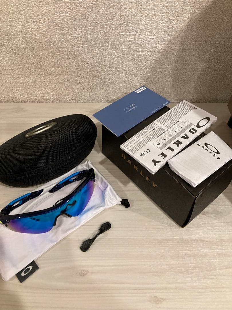 オークリー RADARLOCK(未使用品/偏光レンズ)