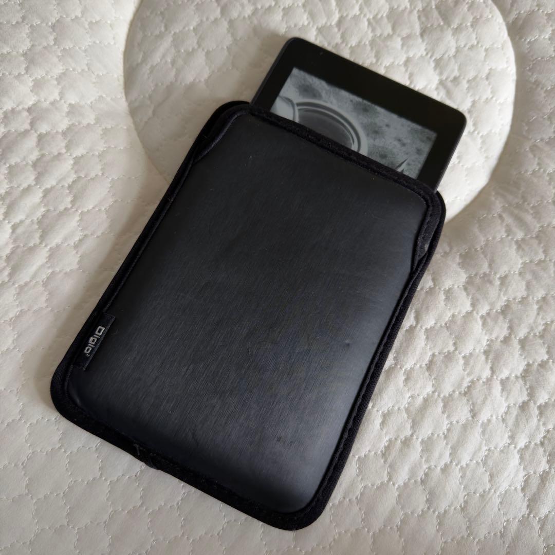 Kindle Paperwhite 第10世代 32GB ＋専用カバー付き