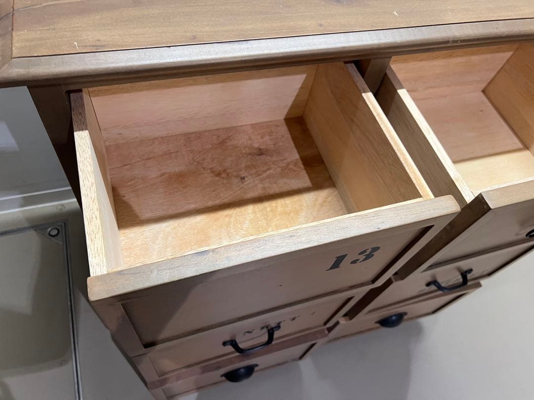 ナチュラルウッド　6引き出しタンス　￼チェスト　天然木　アンティーク調