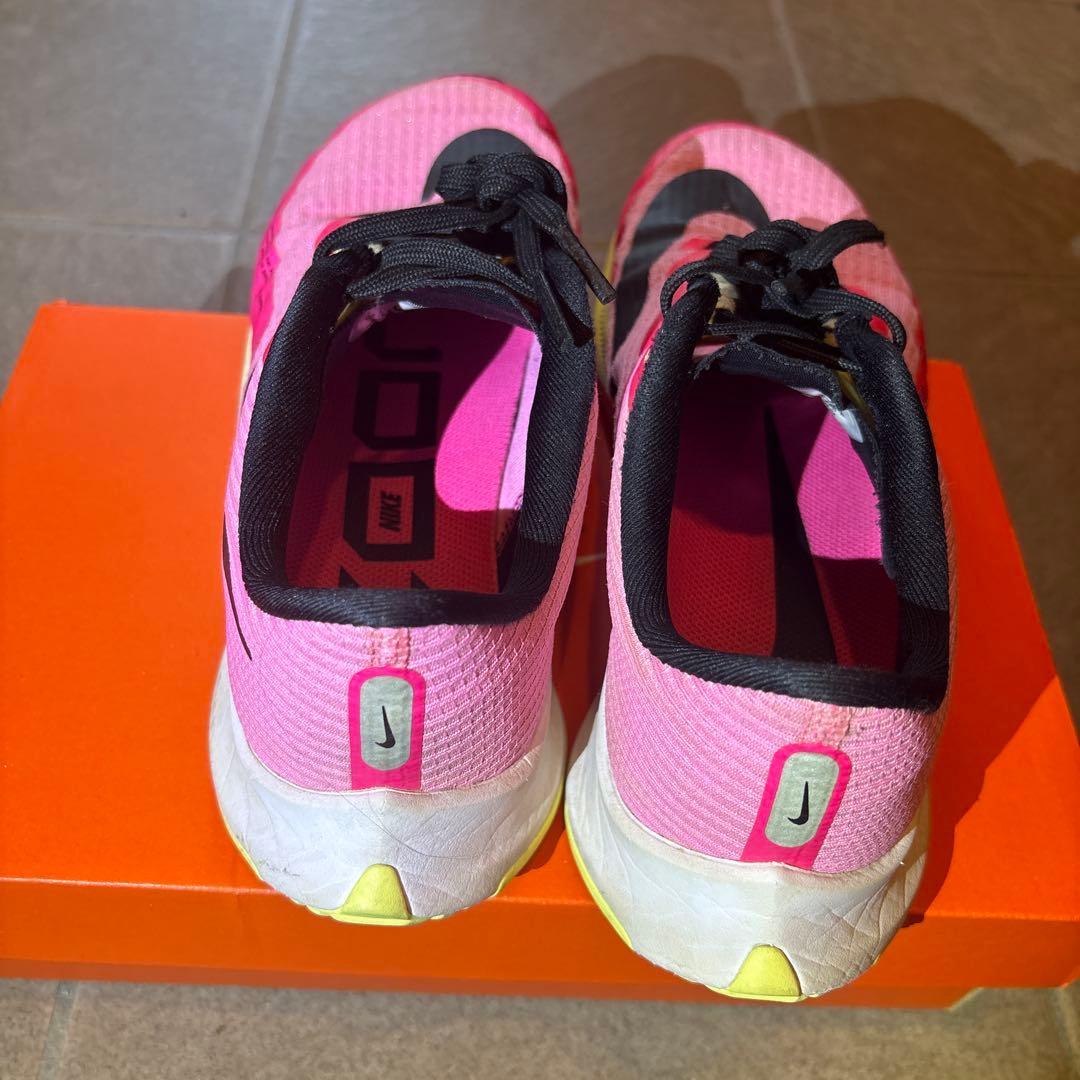 【値下げ中！】24.0cmナイキ エア ズーム ライバル フライ 3(ピンク)