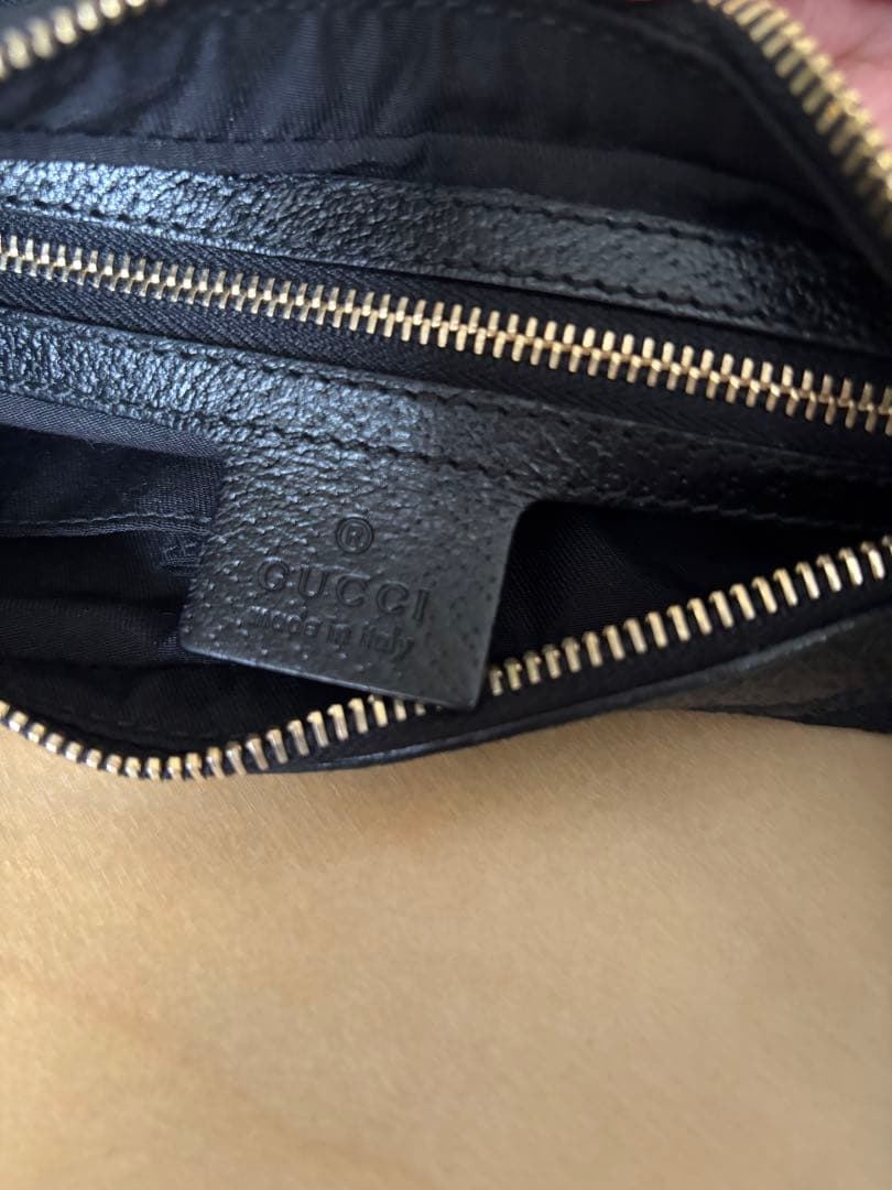 な*ぴ様 GUCCI グッチ GG キャンバス ショルダーバッグ ブラック