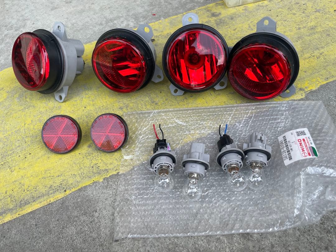 テールライト 赤 4個セット