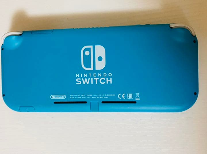 Switch light 動物の森　ポケモンソード　セット