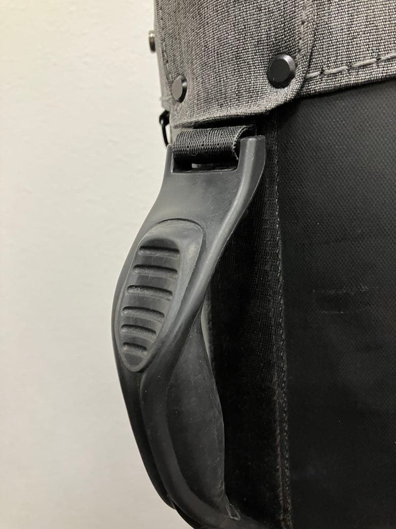 minoru1115！オークリー キャディバッグ 9.5型　ゴルフバッグ