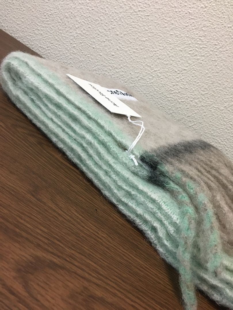 acne studios アグネ　マフラー