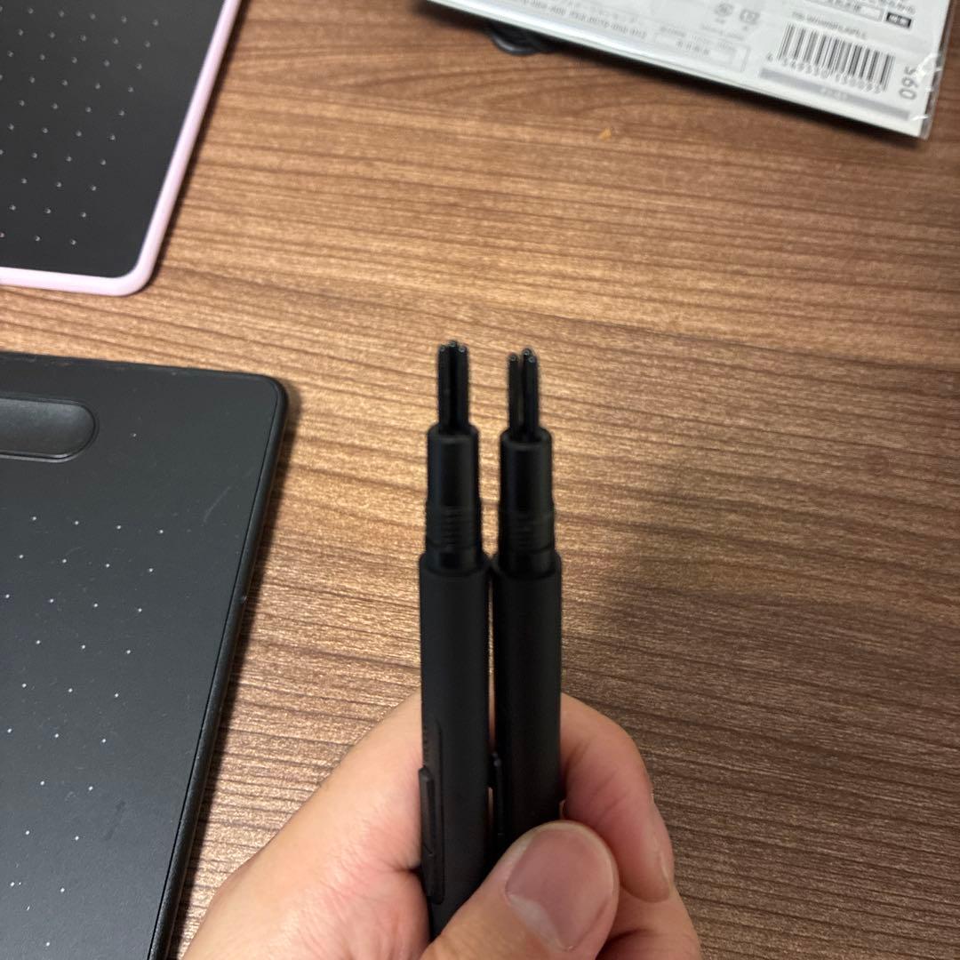 Wacom Intuos SサイズとMサイズ　セット