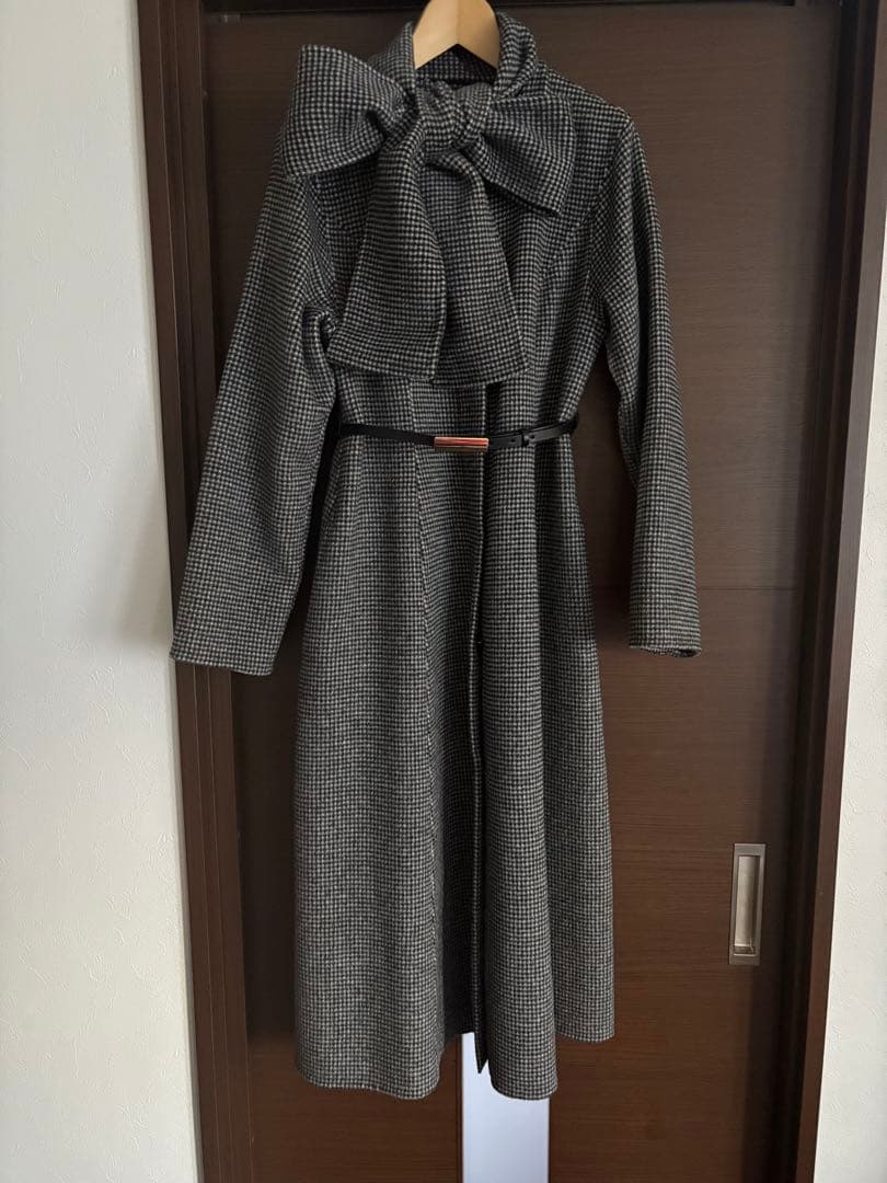 週末お値下げCELFORDストール付きリバードレスコート