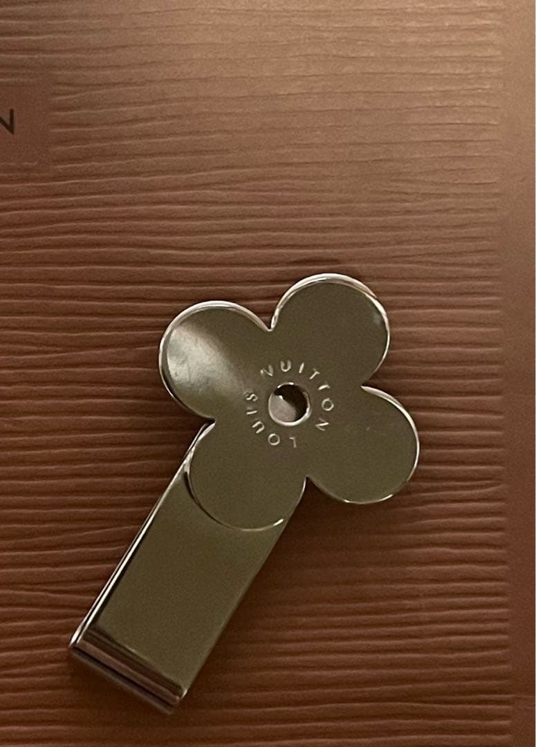 ★Louis Vuitton★ ヴィトン マネークリップ 正規品 紙袋付き♪