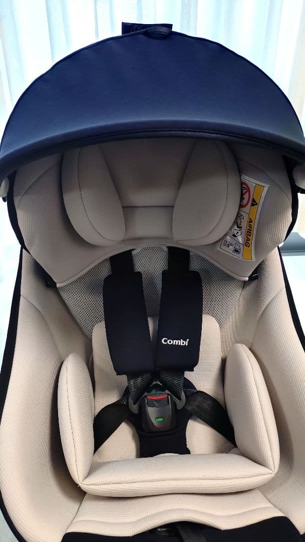 コンビ ISOFIX固定 新生児対応 クルムーヴ スマート Light