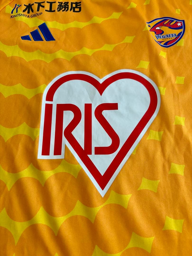 【新品同様】ベガルタ仙台　2024ユニフォーム　XLサイズ　背番号なし