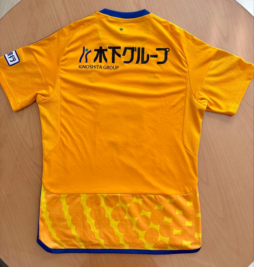 【新品同様】ベガルタ仙台　2024ユニフォーム　XLサイズ　背番号なし