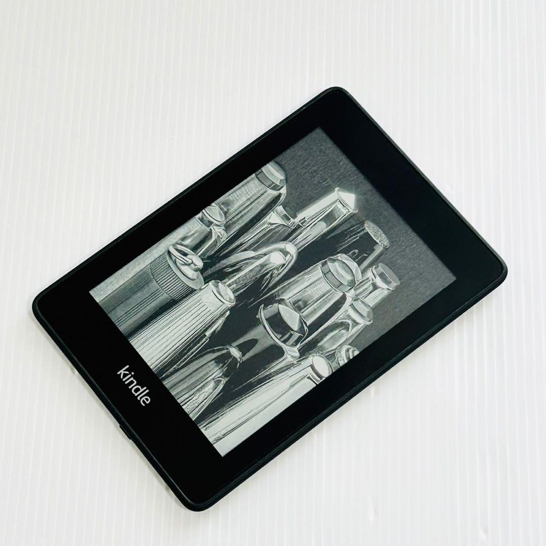 Kindle Paperwhite 第10世代　純正カバー・コード付き　美品