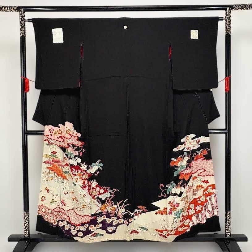 まりこさん専用　アンティーク　黒留袖　両褄　駒刺繍　大正ロマン　正絹　J101