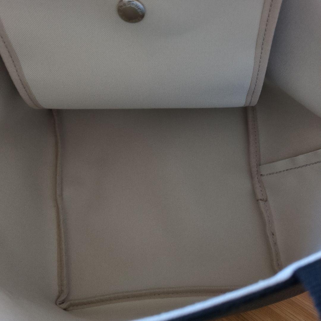 エルベシャプリエ　707GP ノワール　黒　Mサイズ　舟型トート