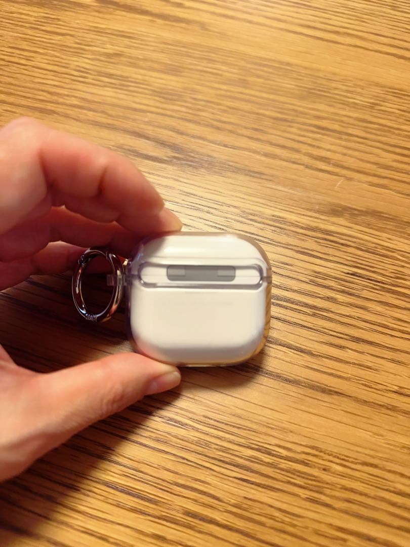 純正品　Apple AirPods 4 ifaceケース付