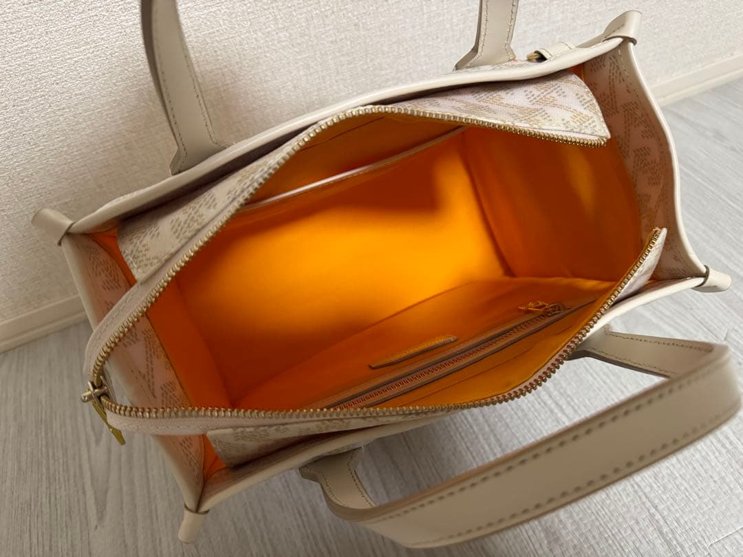 【レザレクション】カートバッグ　ゴルフバッグ　ホワイト