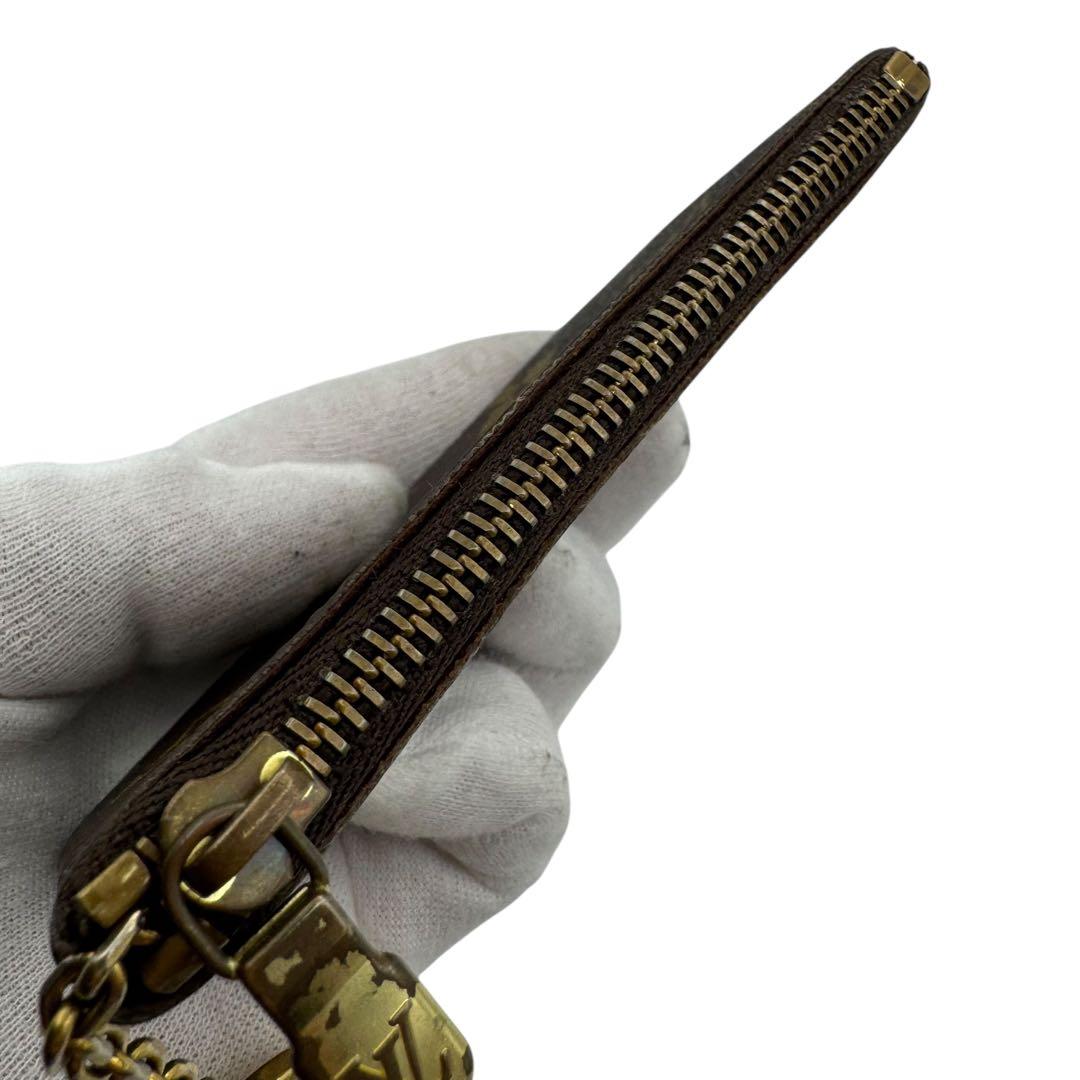 美品　ルイヴィトン　モノグラム　ポシェットクレ　ケース　ゴールド金具