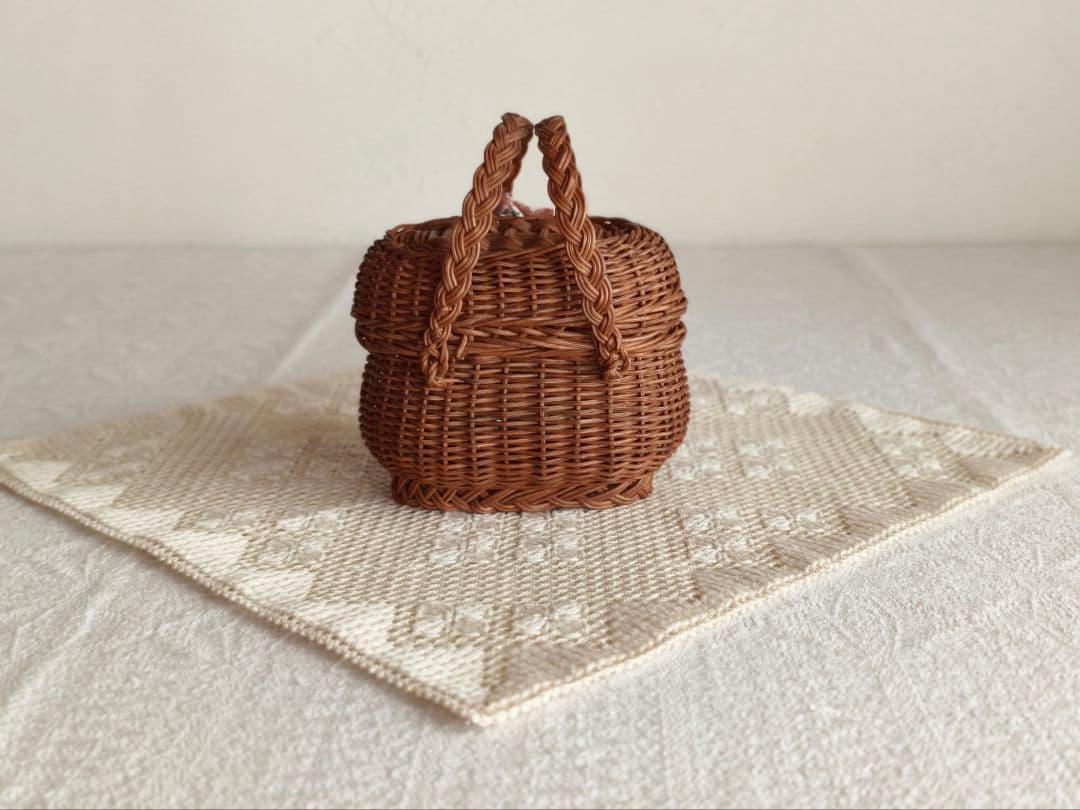 【プップさま】antique doll panier ❀ 小さなバスケット カゴ