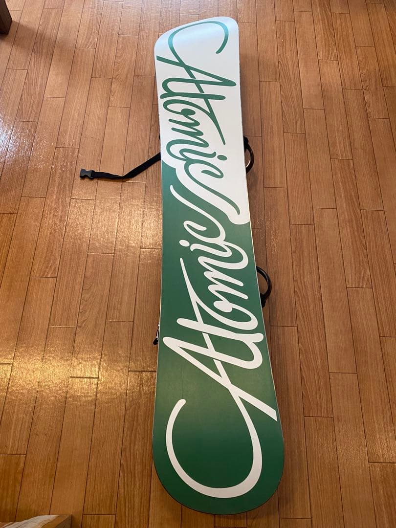 【送料無料】アトミックatomicスノーボード⭐︎Burtonバッグ付【値下げ】