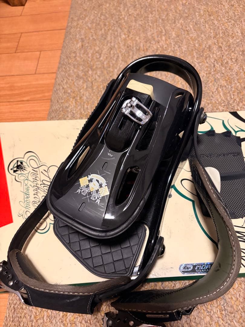 【送料無料】アトミックatomicスノーボード⭐︎Burtonバッグ付【値下げ】