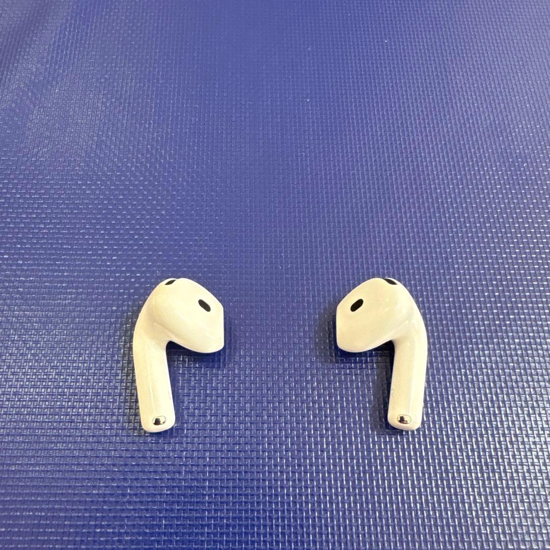 AirPods 4 ノイズキャンセリング搭載モデル（正規品）