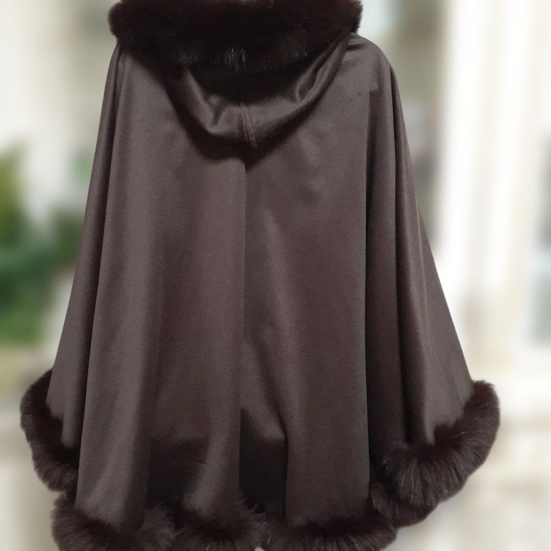 ダークブラウン フード付きポンチョ