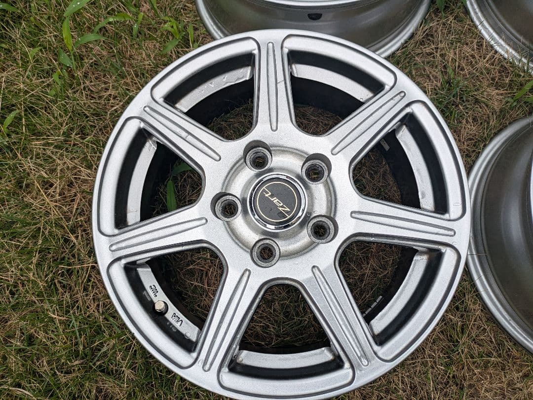 15インチ6J　アルミホイール　ヴォクシー等に