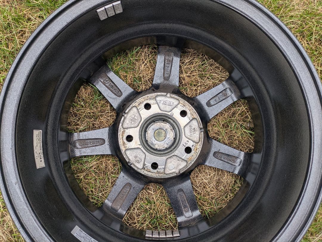 15インチ6J　アルミホイール　ヴォクシー等に