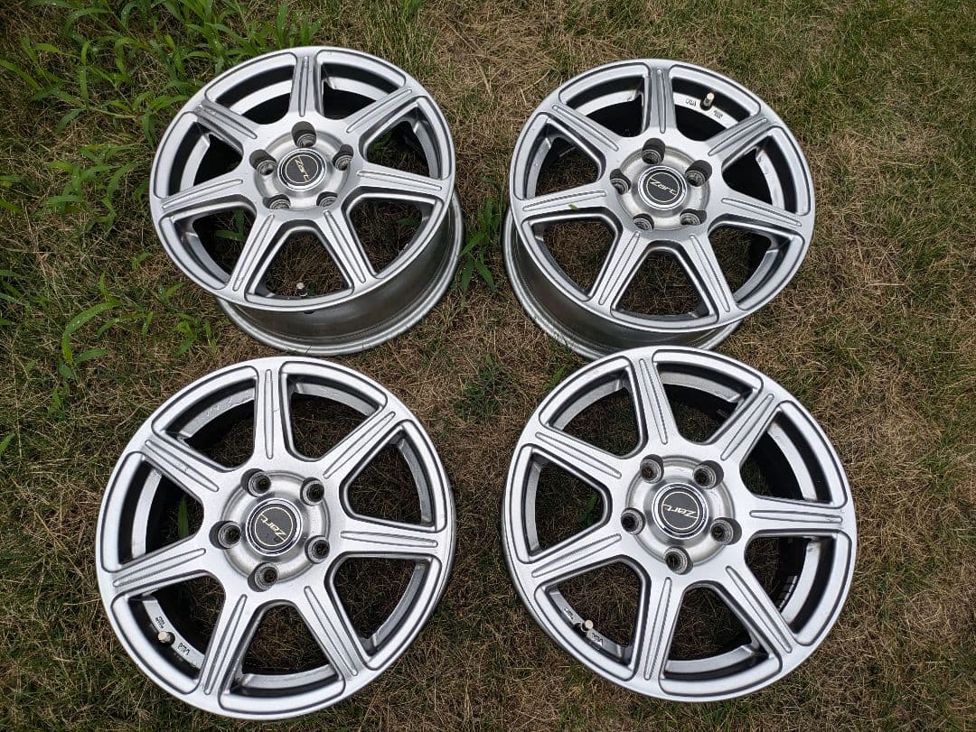 15インチ6J　アルミホイール　ヴォクシー等に