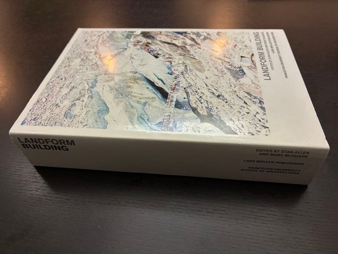 趣味・スポーツ・実用 Landform Building