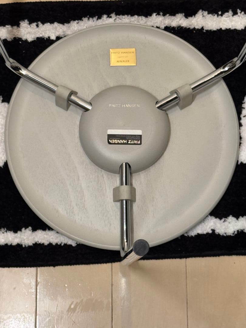 【限定・即完】Auralee × FRITZ HANSEN ドットスツール