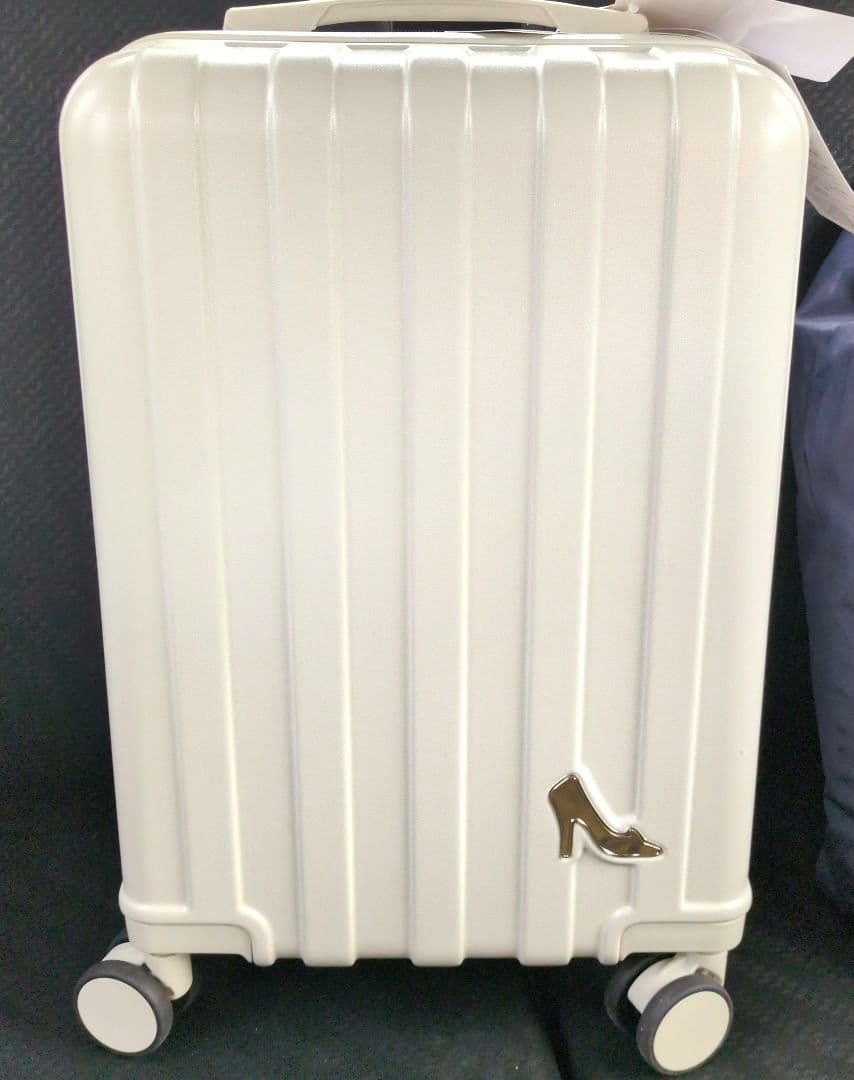 しまむら　ちはるコラボ　キャリーケース5点セット　シンデレラ　ハッピーバッグ