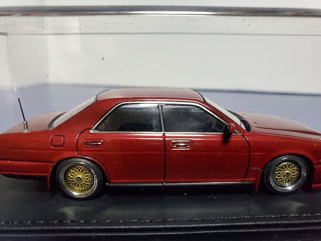 ミニカー1/43 イグニッション モデル セドリック Y32