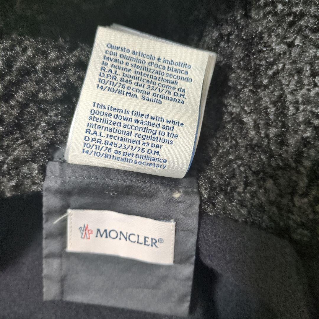 MONCLER MANTELLA ポンチョ ケープ ダウンフーディ ブラック