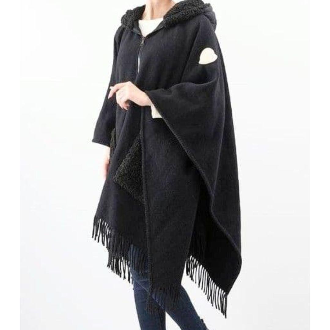 MONCLER MANTELLA ポンチョ ケープ ダウンフーディ ブラック