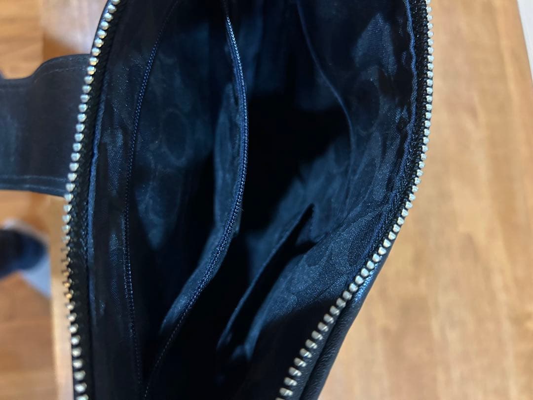 aiさん用　　　コーチ　美品　ブラックレザーショルダーバッグ