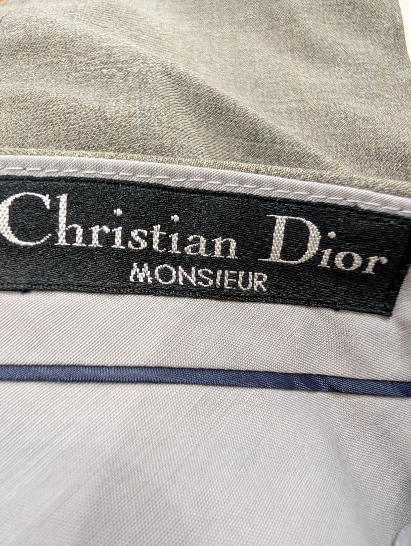 クリスチャンディオールムッシュ　カーキグレー ダブルブレストスーツセット