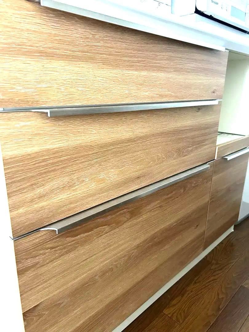 送料込み！キッチンボード・食器棚・6月初旬まで出品