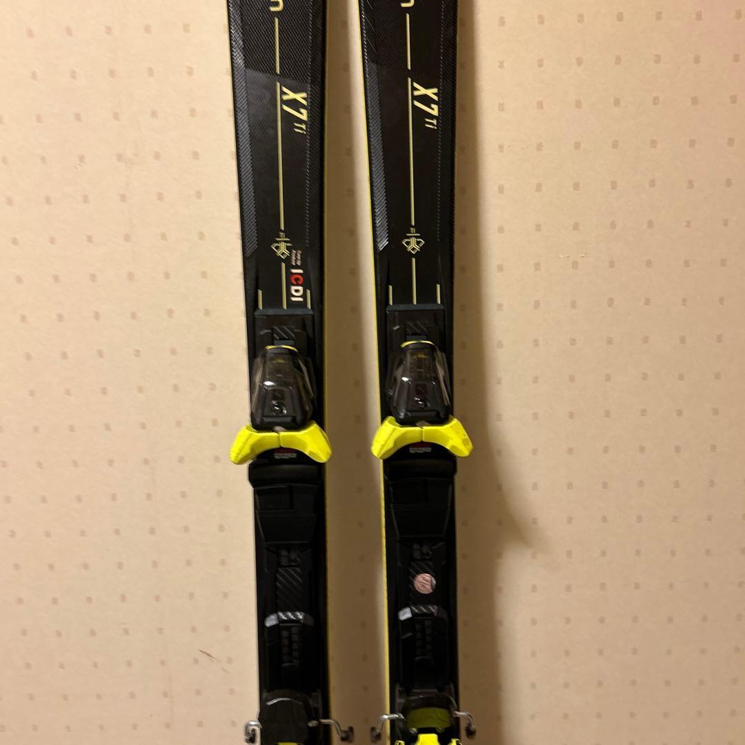 SALOMONサロモン　カービングスキー板