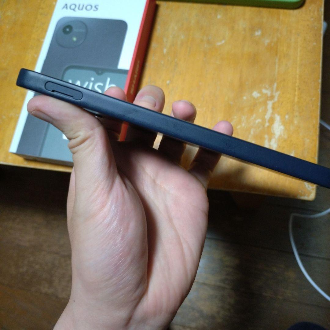 【美品・おまけ付き】AQUOS wish4ブラック 本体