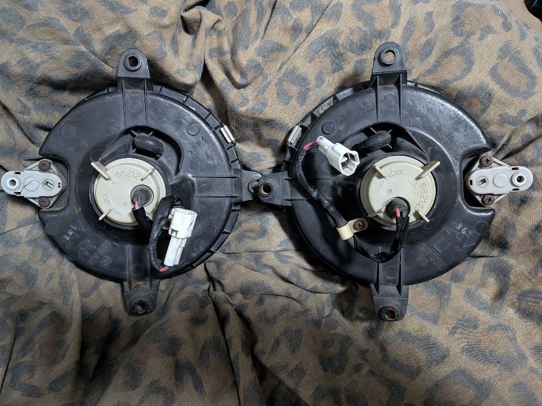 GC8 純正フォグ　引取可