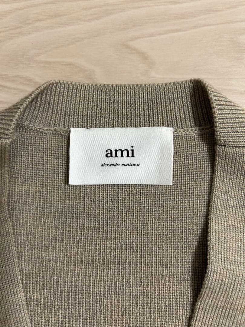 【値下げ】AMI PARIS アミパリス　カーディガン