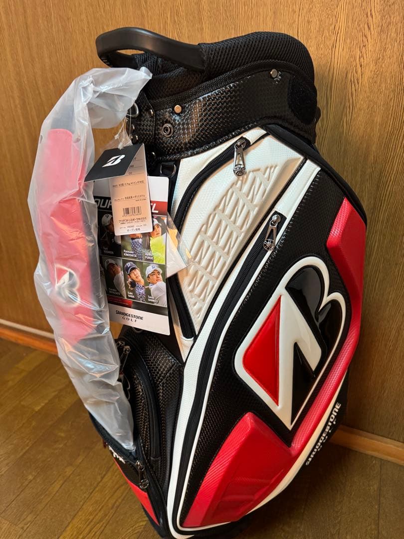 ブリジストン　2025年モデル　ツアーレプリカモデル　スタンドキャディバッグ