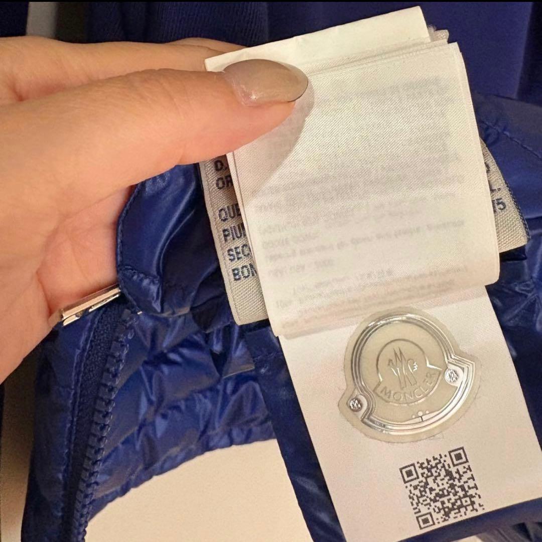 ままと様『MONCLER モンクレール』フード付き　パーカー　スウェット　ダウン