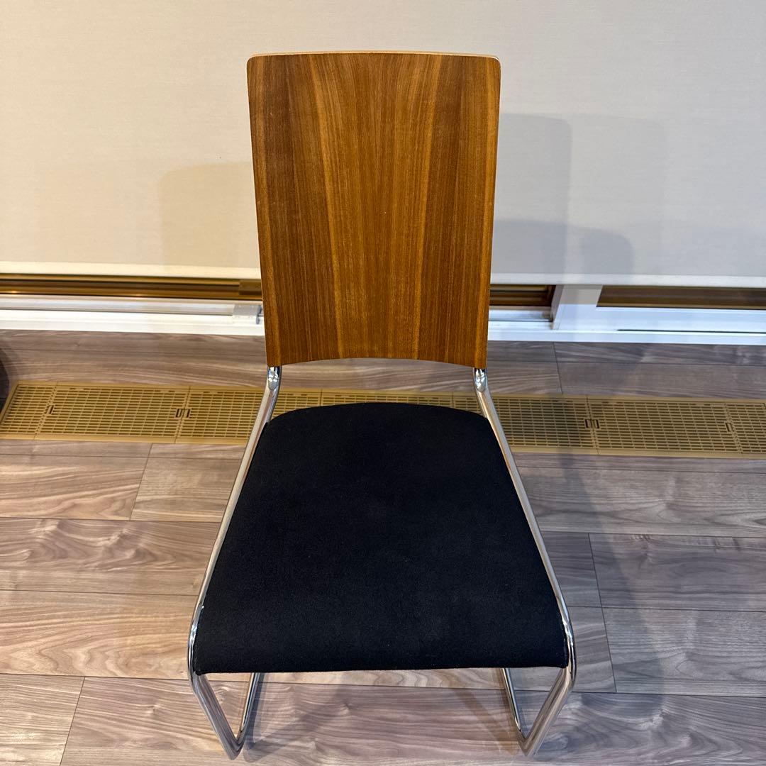 【ACTUS】テクタ B17 ダイニングチェア