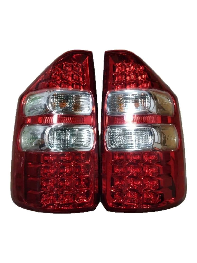 トヨタ ノア(ZRR70G)用 純正テールランプ 左右セット