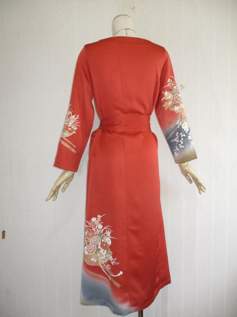 Ｍ～Ｌサイズ　訪問着からの着物リメイクドレスです　着丈１１９cm