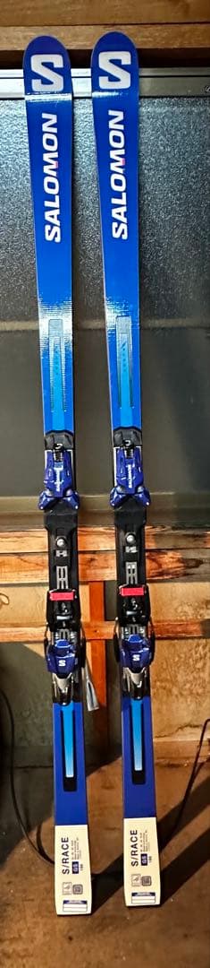 SALOMON スキー　ビンディング付き