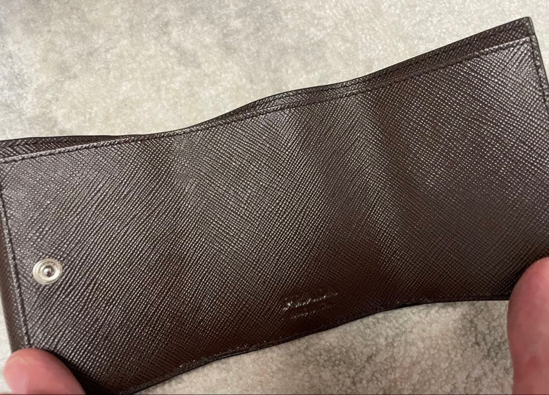 未使用　PRADA 三つ折り　ミニ　財布　2MH042 ダークブラウン