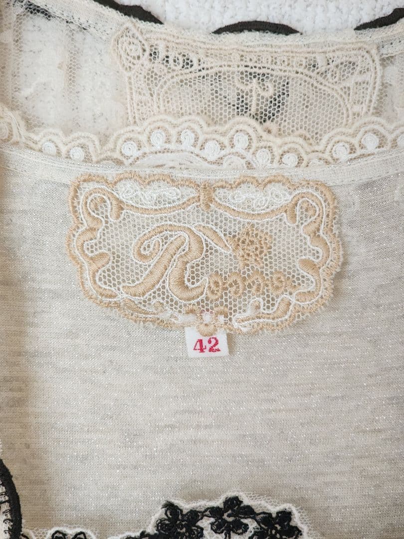 【お値下げ/美品】インポートロッサ 刺繍レースベスト&カットソー
